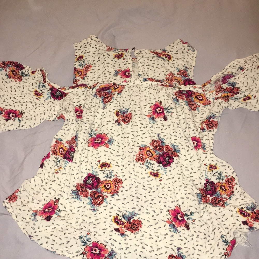 Outfit Bundle - Picture 4 of 8
